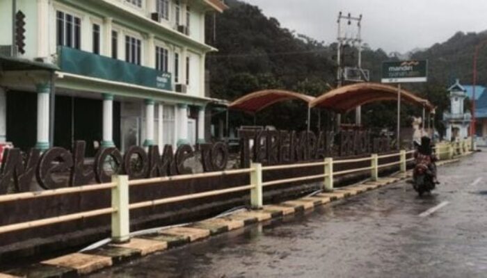 Terampak Beach Hotel